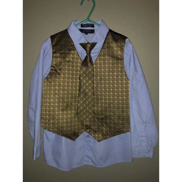 Caldore Other - NWT boys Caldore blue & green shirt, vest & tie, 6